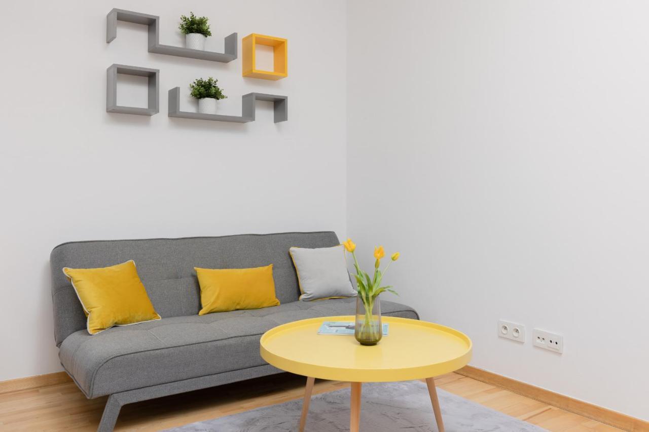 Warsaw Wola Apartment Near Nocny Market By Noclegi Renters Dış mekan fotoğraf